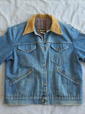 Vintage Wrangler Denim Jacket JL720NV - 44 Made in USA
